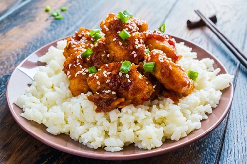 arroz con pollo agridulce