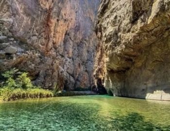 grutas de xajh y sus aguas termales